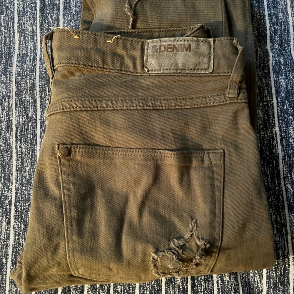 & denim ripped jeans